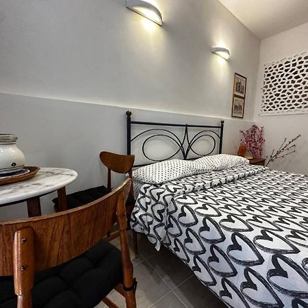 Enchanting Room In Bari Old Town Εξωτερικό φωτογραφία
